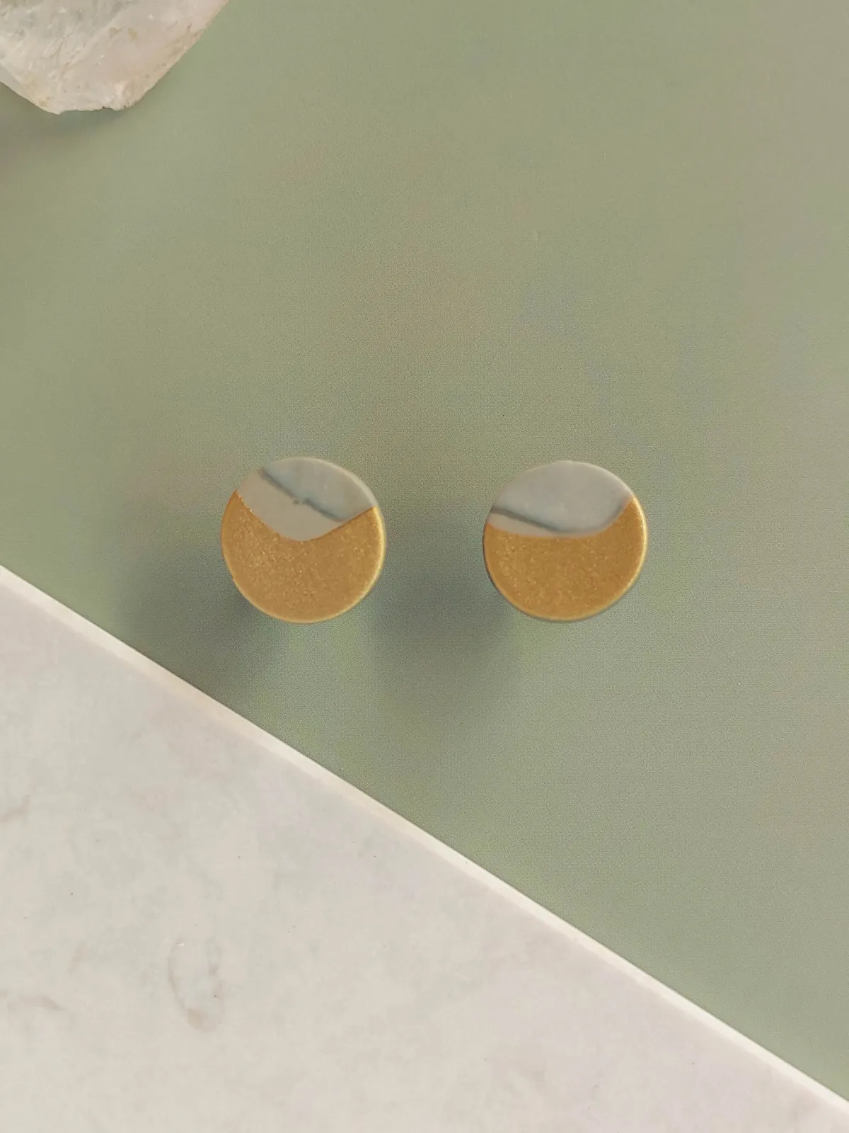 DOTS  arany bedugós fülbevaló