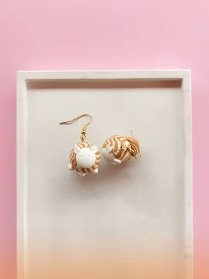 CATZ narancs csíkos cica lógós fülbevaló