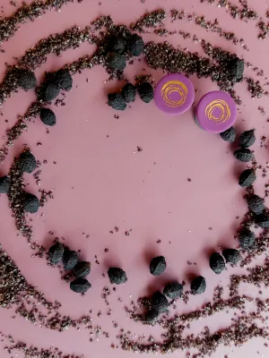 DOTS lila arany bedugós fülbevaló