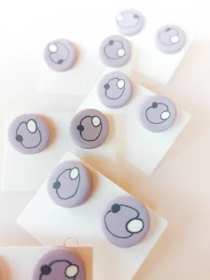 DOTS világoslila bedugós fülbevaló