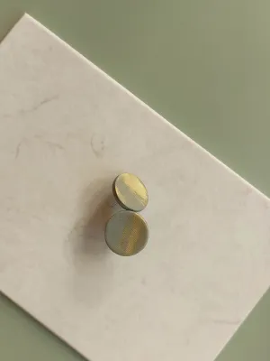 DOTS szürke arany bedugós fülbevaló