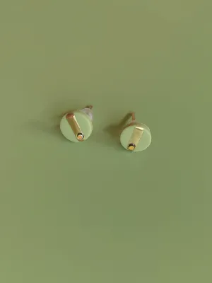 DOTS zöld virágos bedugós fülbevaló