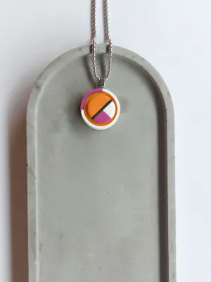 PLAY kinetikus nyaklánc - narancs-fehér-magenta