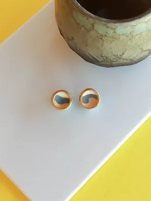 STRATA szürke sárga csíkos bedugós fülbevaló