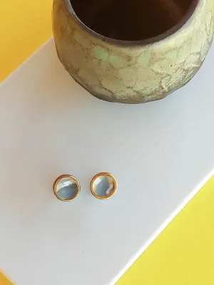 STRATA szürke arany szélű bedugós fülbevaló