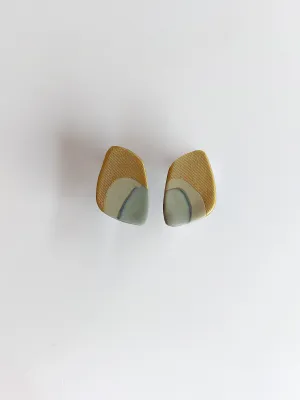 URBAN ECHO arany aszimetrikus bedugós fülbevaló