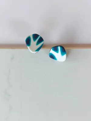 URBAN ECHO neon mintás bedugós fülbevaló