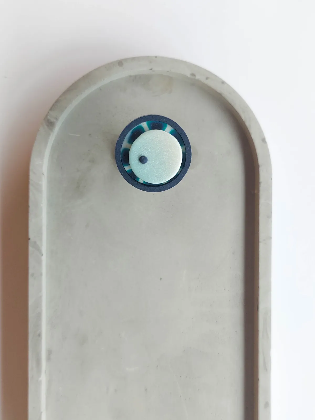 PLAY kinetikus egyedi gyűrű kék színben