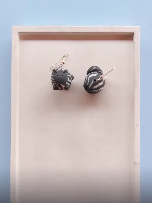 CATZ szürke csíkos cica lógós fülbevaló