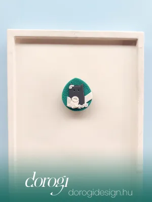 CATZ játszó cicás kitűző