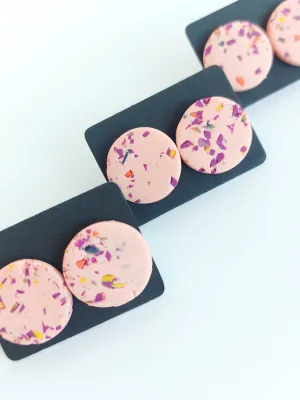 DOTS rózsaszín terazzo bedugós fülbevaló