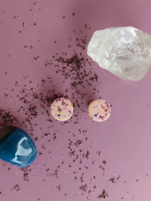 DOTS rózsaszín terazzo bedugós fülbevaló