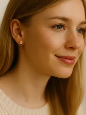 DOTS mályva színű bedugós fülbevaló