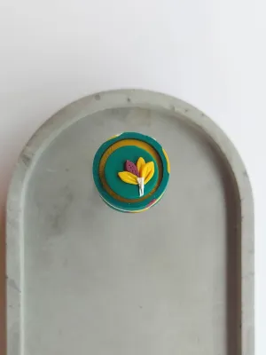 PLAY kinetikus egyedi gyűrű zöld virágos mintával