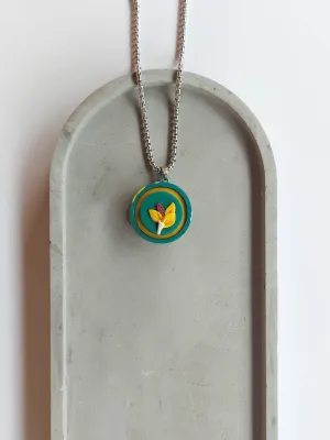 PLAY kinetikus egyedi nyaklánc zöld virágos mintával