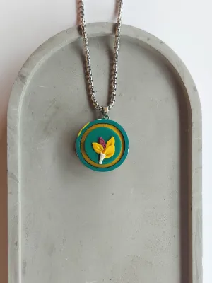 PLAY kinetikus egyedi nyaklánc zöld virágos mintával