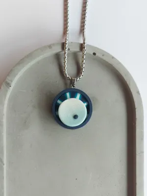 PLAY kinetikus egyedi nyaklánc kék színben