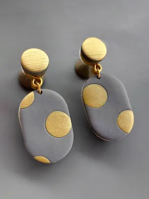 SWITCH 2 oldalas pöttyös fülbevaló