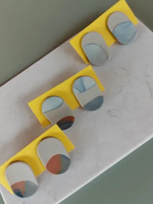 URBAN ECHO kőhatású kapszulla fülbevaló