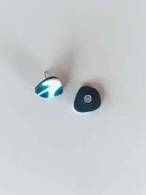 URBAN ECHO neon mintás bedugós fülbevaló