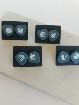 URBAN ECHO absztrakt szürke bedugós fülbevaló