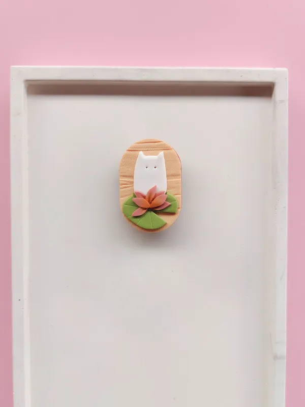 Termék CATZ fehér cicás kitűző Kép